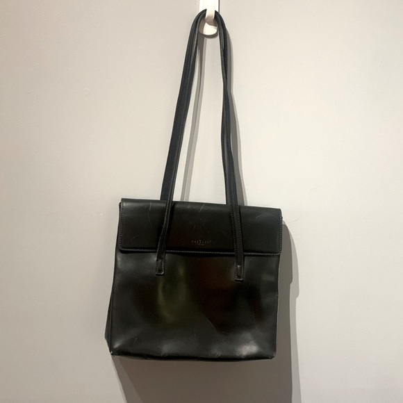 Frederic Paris Handbags - ⭐️ 5 for 20$! ⭐️ Frédéric Paris Black Purse